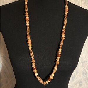 🛍️3/$15🛍️ Gold Tone Faux Wood Beaded Necklace 32”